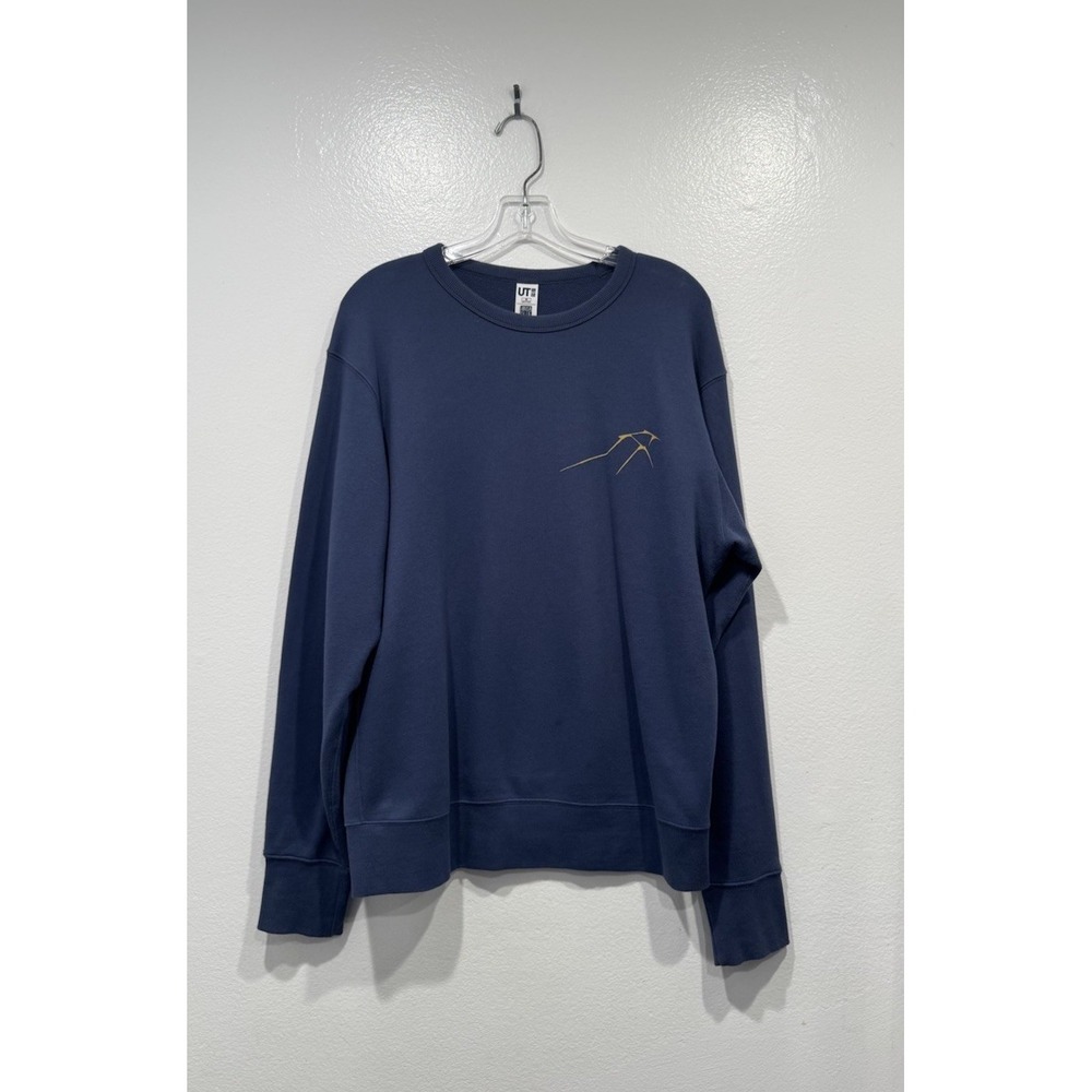 Uniqlo Crewneck Hokusai Medium Blue Long Sleeve Mountain Graphic Sweatshirt